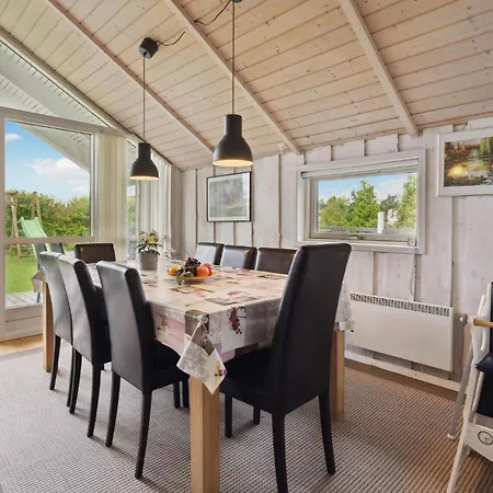 Four-bedroom In Sydals بيت للعطل