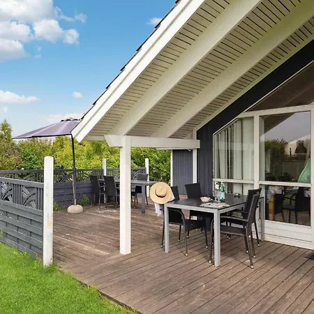 بيت للعطل Four-bedroom In Sydals *