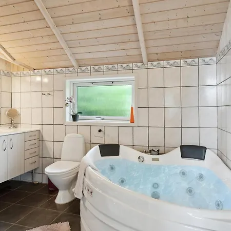 بيت للعطل Four-bedroom In Sydals Nedre Lysabild